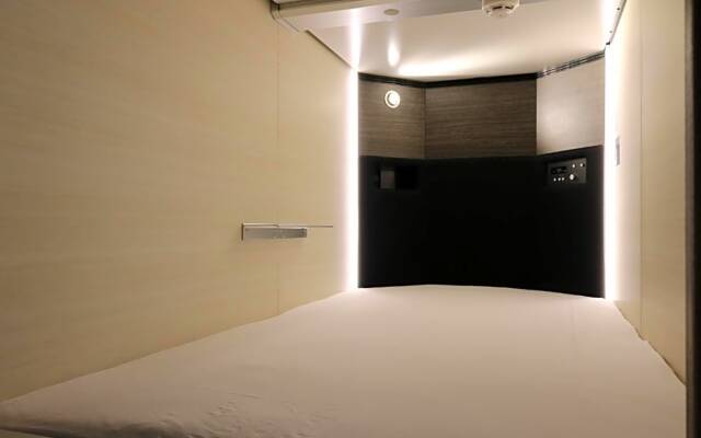 Cabin & Capsule Hotel J-SHIP Osaka Namba - Vacation STAY 24728v