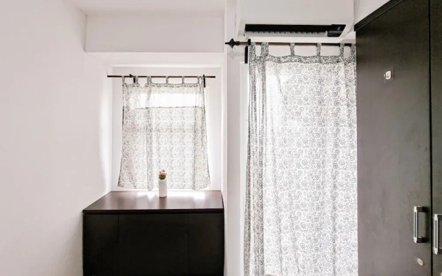 Basic Studio Near Cisauk Station At Serpong Garden Apartment