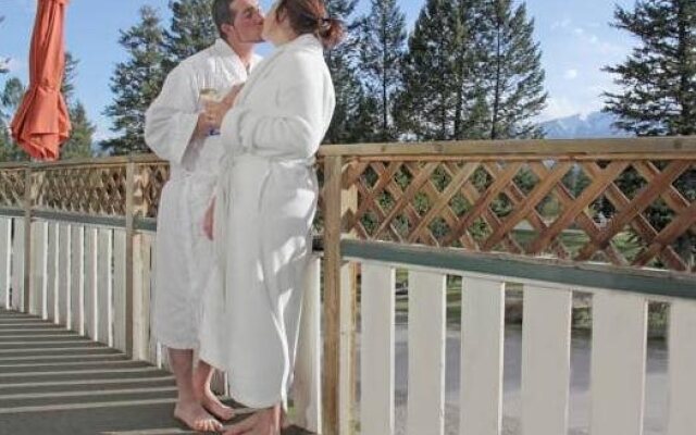 Piccadilly Motel Golf Suites