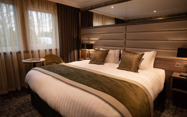 Carlton Hotel