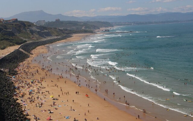 T2 45 M Near Coast Of The Basques