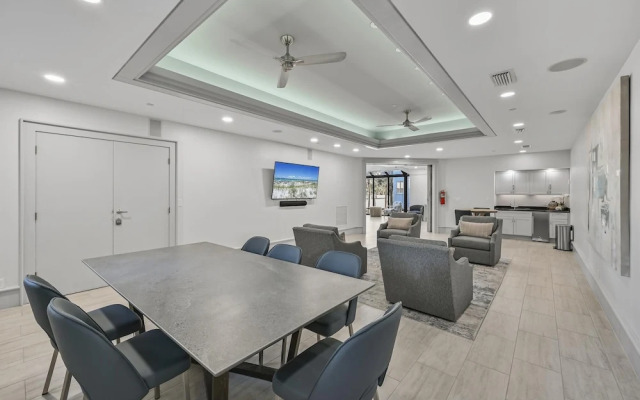 Beachside Two 4271 Flr 7