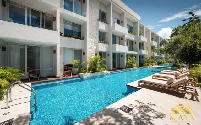 NHOA 303A Lux 2BR Pool View Aldea Zama