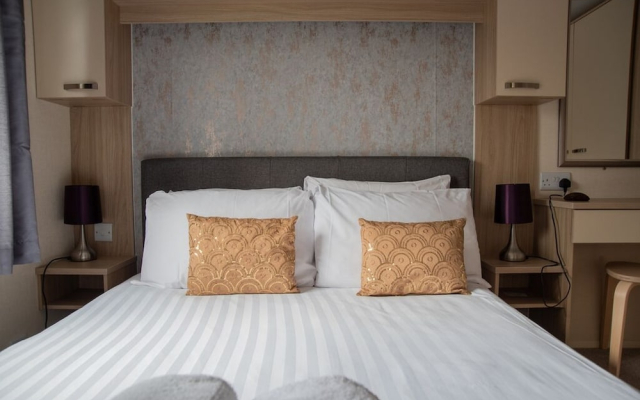 Impeccable 2-bed Caravan in Morpeth - Willow Burn