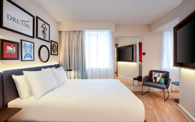 Hampton by Hilton Bath City
