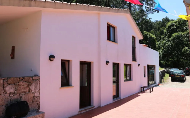 Beautiful 2/3-bed Villa in Freixieiro de Soutelo