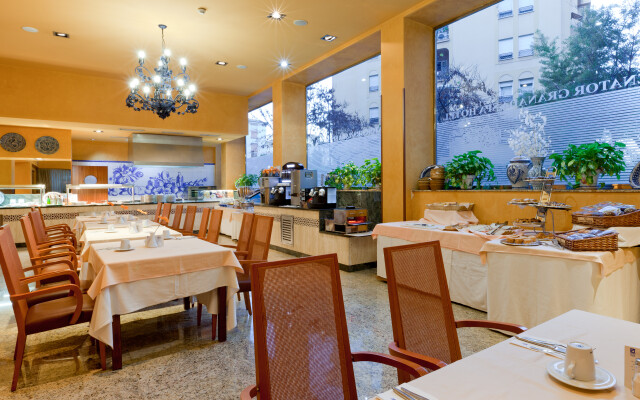 Senator Granada Hotel