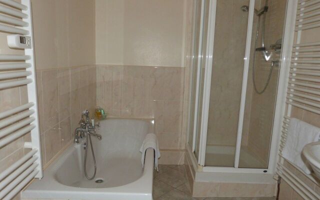 Edderton Hall Country House