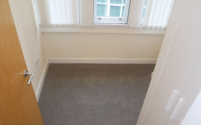 NEW Sleek 1BD Flat Super Central - Liverpool City!
