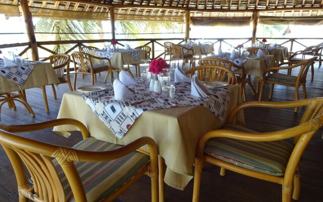 Barry's Beach Resort