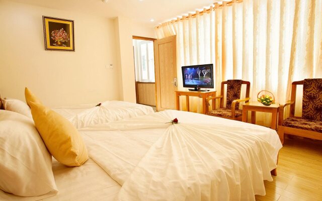 Galaxy 3 Hotel