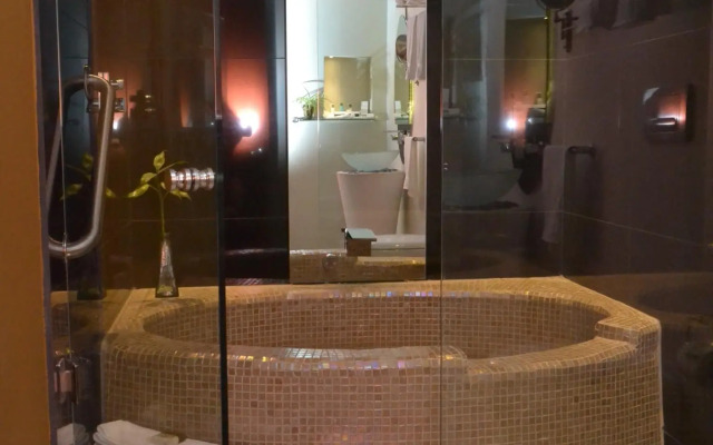 The Jonathon Boutique Hotel