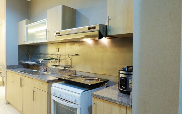 Luxury 2br the Bellezza Apartment with City View