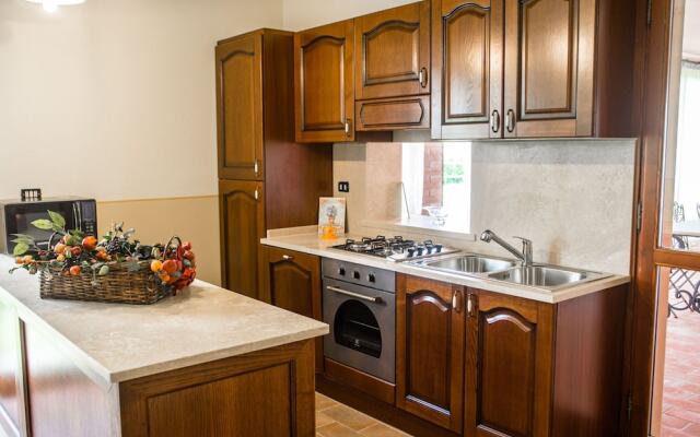 Cozy Holiday Villa in Grosseto With Swimming Pool