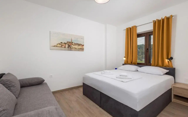 Vila Jadranka Apartments and Rooms