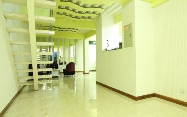 Luxer Deluxe Hotel