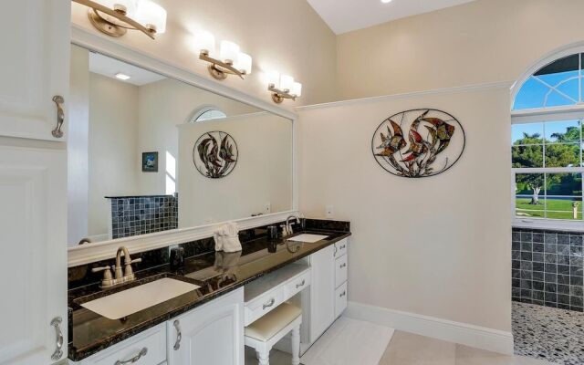 Waterfront Home With Pool, spa and Walk to Beach