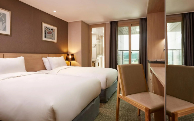 Raonstay In Perla Hotel