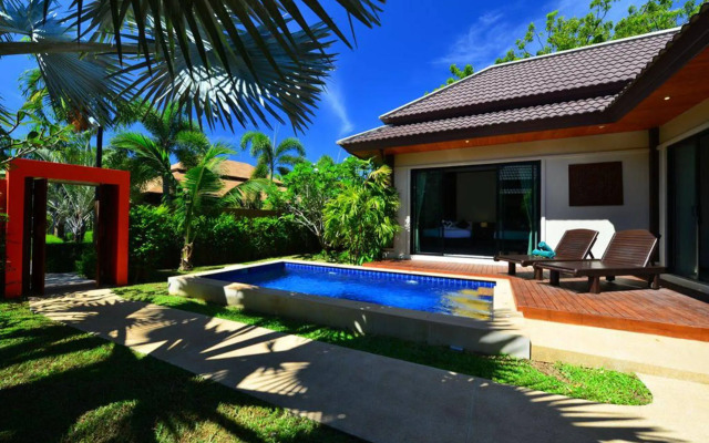 Naiharn Garden Villa