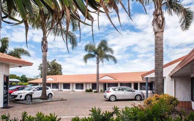 White Heron Motor Lodge