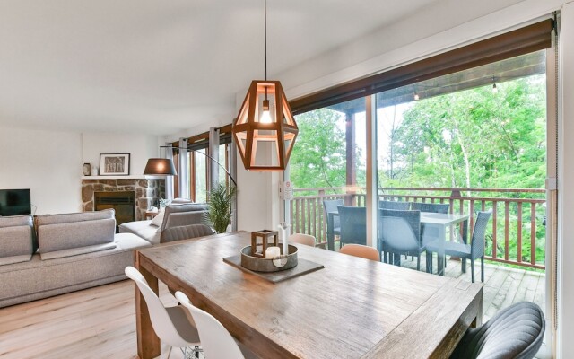 Les Haut Bois Condominiums -RVMT