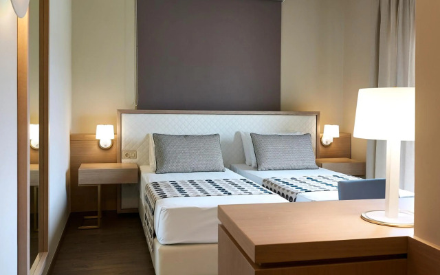 Irida Hotel