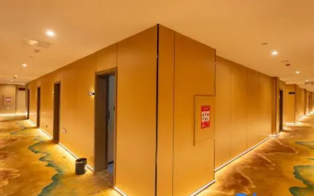 Qingdao Anboyu Light Luxury Hotel