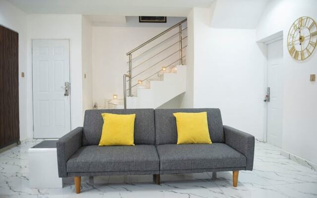 Luxury 3 Bedroom Apartment With Wifi