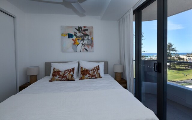 X Kirra Apartments