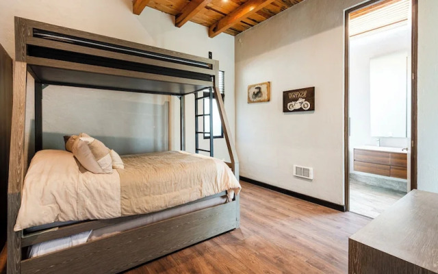 Pedacito de Lago - Lakeview Home