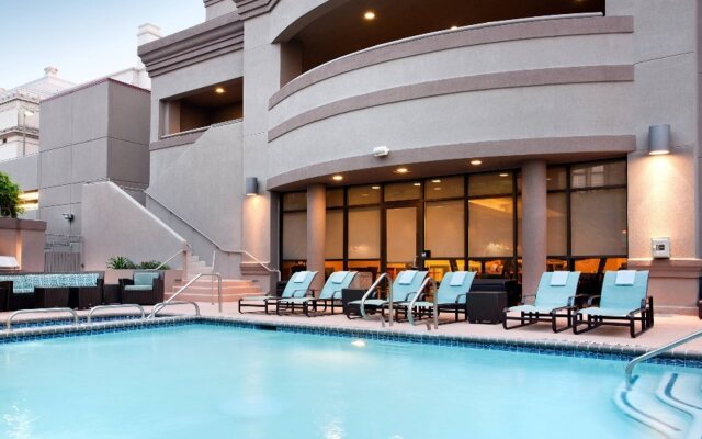 Sonesta ES Suites San Antonio Downtown Alamo Plaza