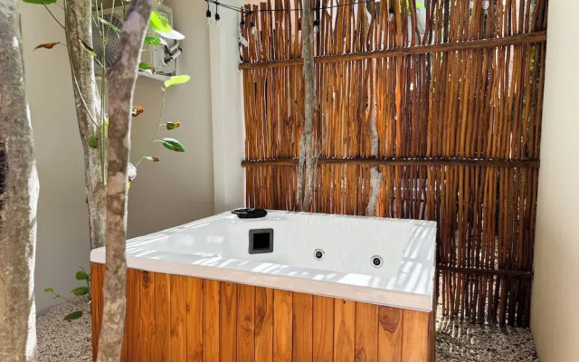 Estudio con Jacuzzi Privado NAIA B8