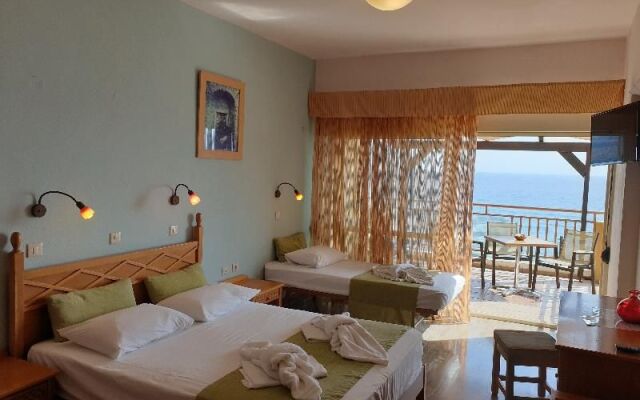 Thalassa House Apartments