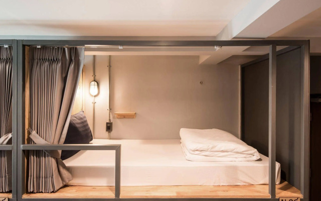 Plubpla Hostel