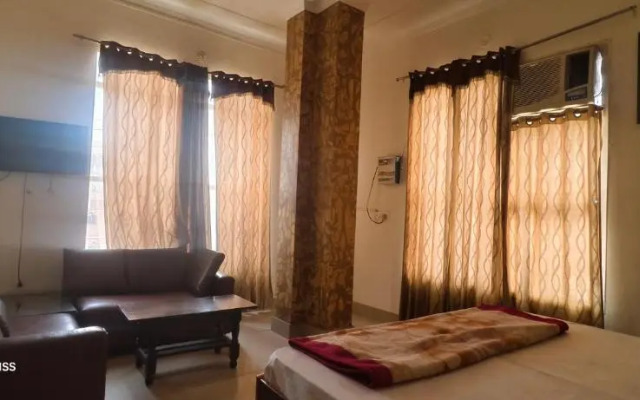 Surya Hotel By OYO Rooms