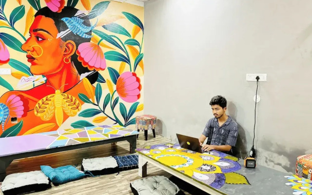 Dormtales Varanasi - Homely Hostel