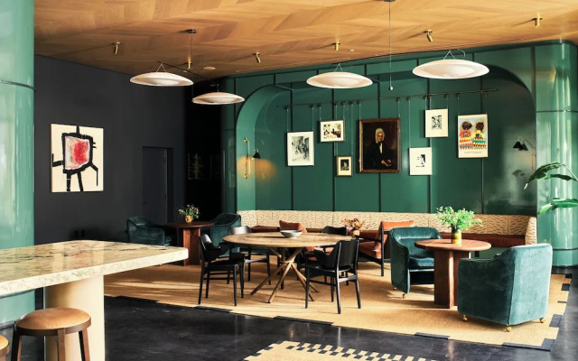 Hotel Henrietta