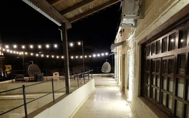 Arkeles Suites