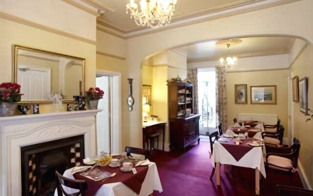 Riverbank Guest House