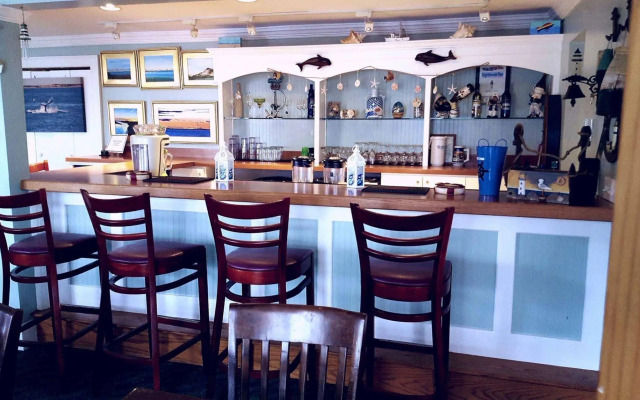 Surfside Hotel and Suites