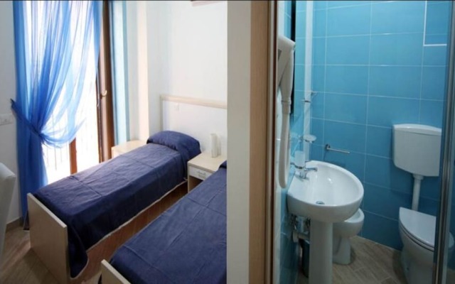 B&B Acropolis