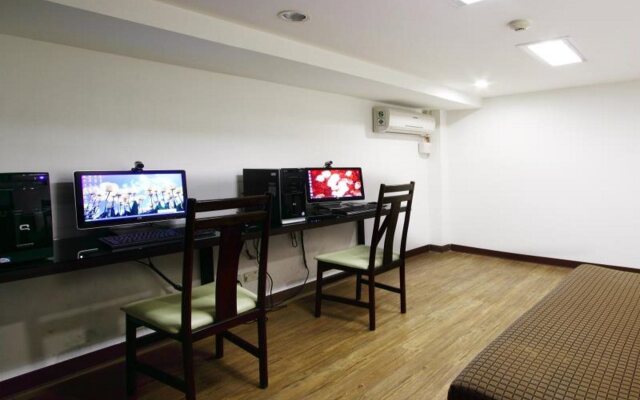 Siam Piman Hotel