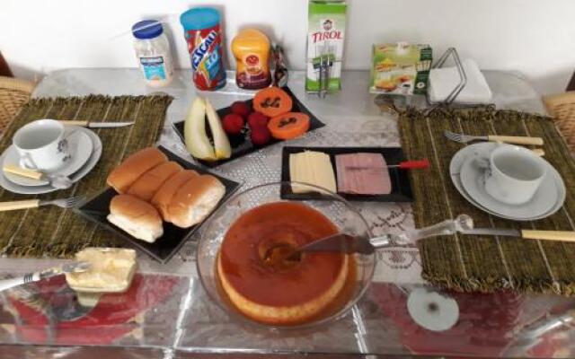 Quarto Privativo em Apartamento Confortável