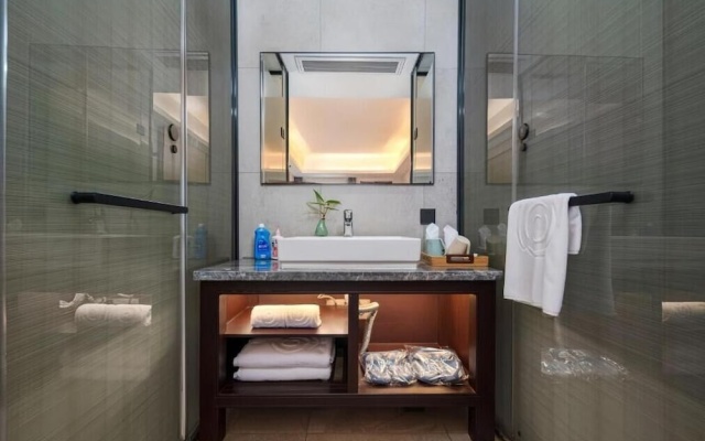Serene Peaks Courtyard – Guest Rooms – Xiangxi