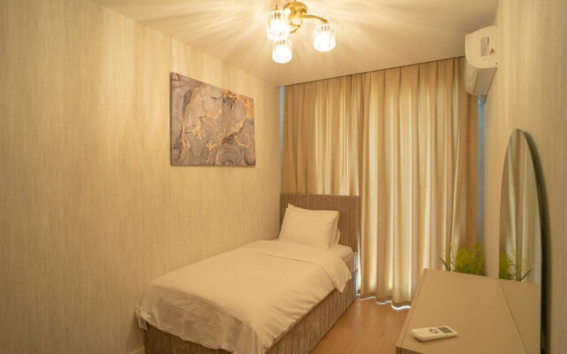 Fancy 2+1 Apt (2 bathrooms) - Core living