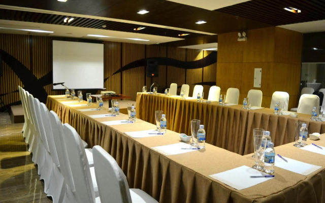 King Town Grand Hotel & Wedding Center