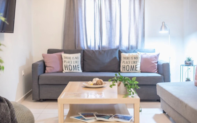 Erythros Boutique Suite By Cloudkeys