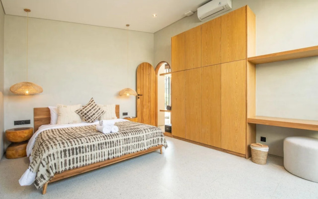 Villa Serai 5br to the Beach