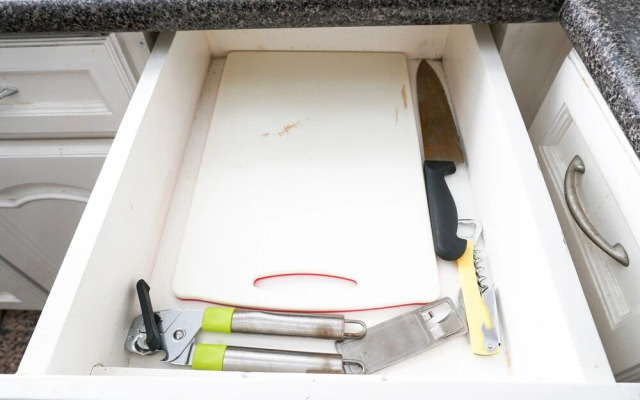 Homey 2br at Pavilion Apartment