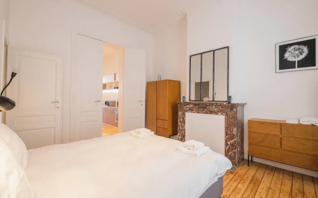 New Apartment Center of Trendy St Gille